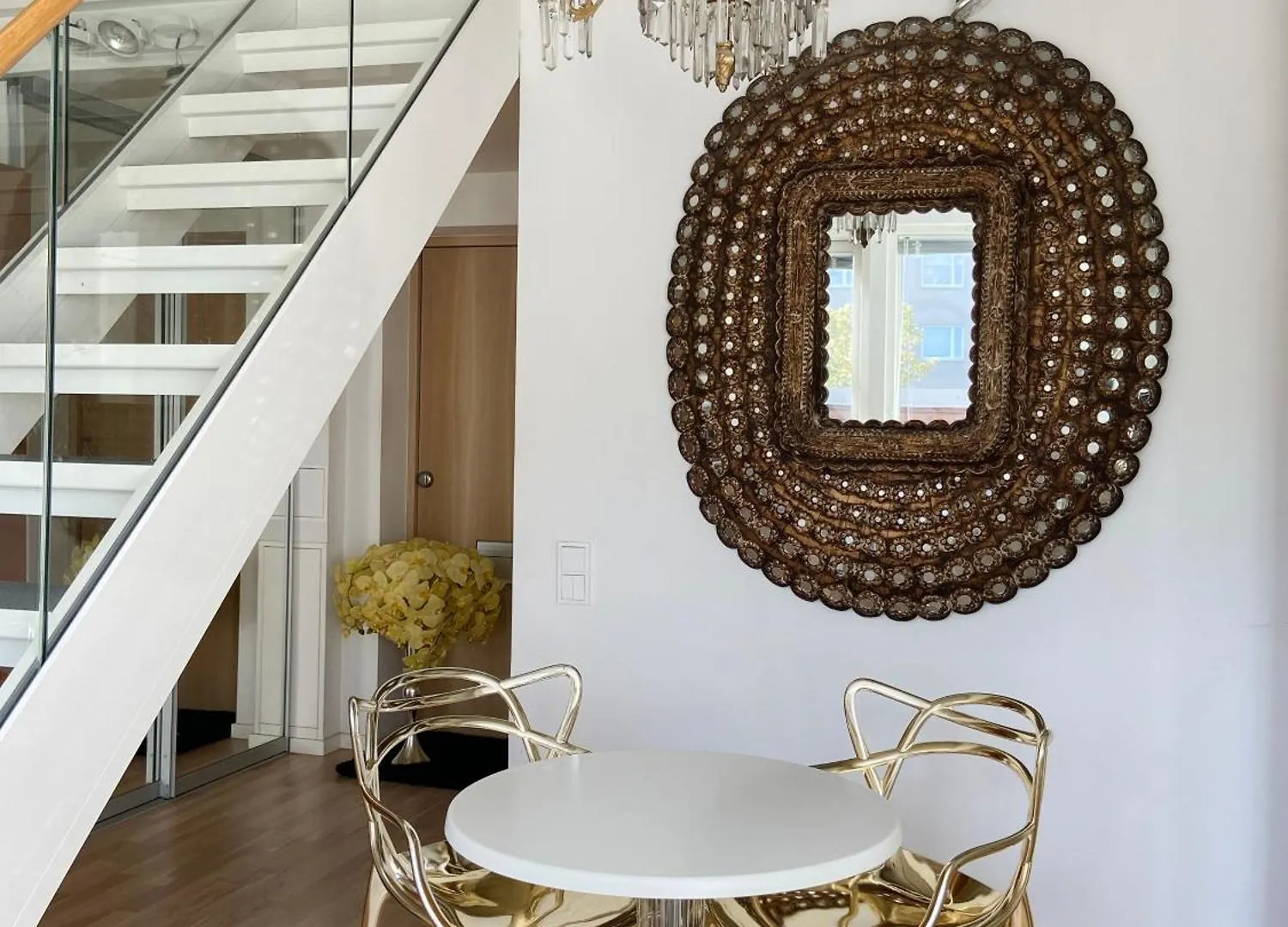 Elegant Penthouse Loft - Center Apartment Helsinki Finland